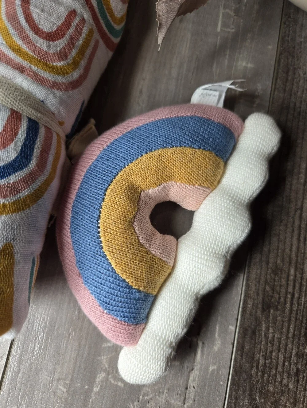 NWT Mud Pie Rainbow Cotton Muslin Blanket & Plush Toy Rattle Set 47
